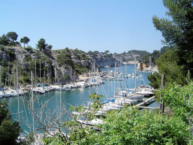 Appart. 4 Pers A 6 Kms De Cassis Avec Acces Piscine Roquefort-la-Bédoule Exterior foto